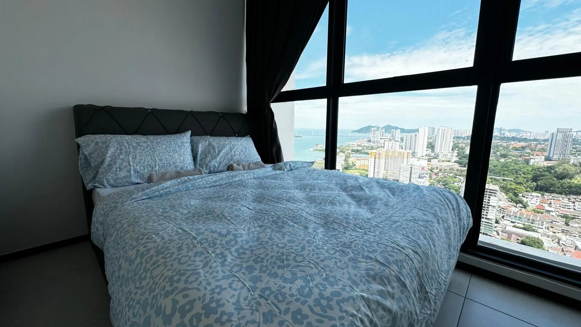 Condo In Georgetown Familystay 3Br-10Pax Jelutong Malaysia