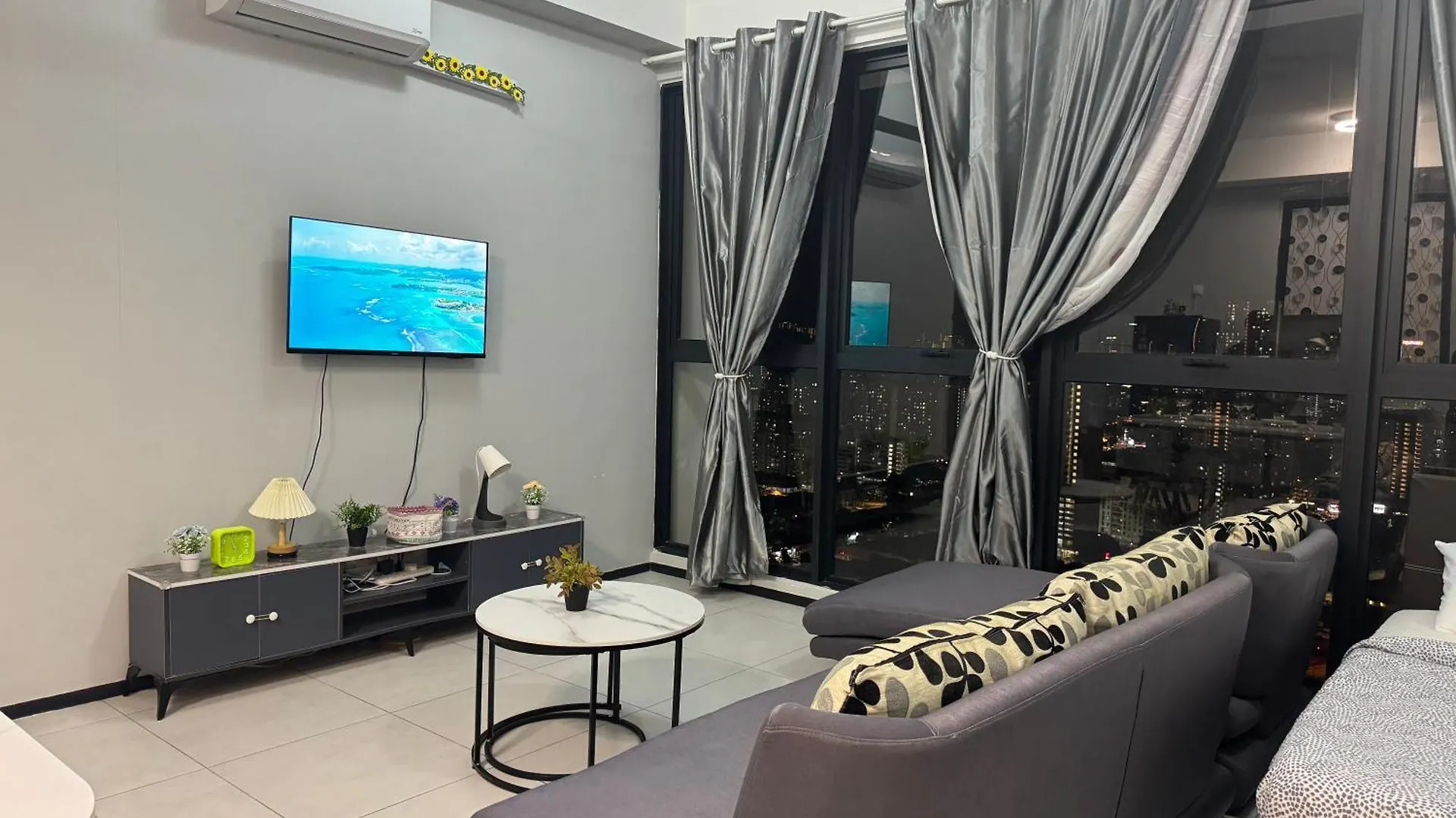 Apartment Condo In Georgetown Familystay 3Br-10Pax Jelutong Malaysia