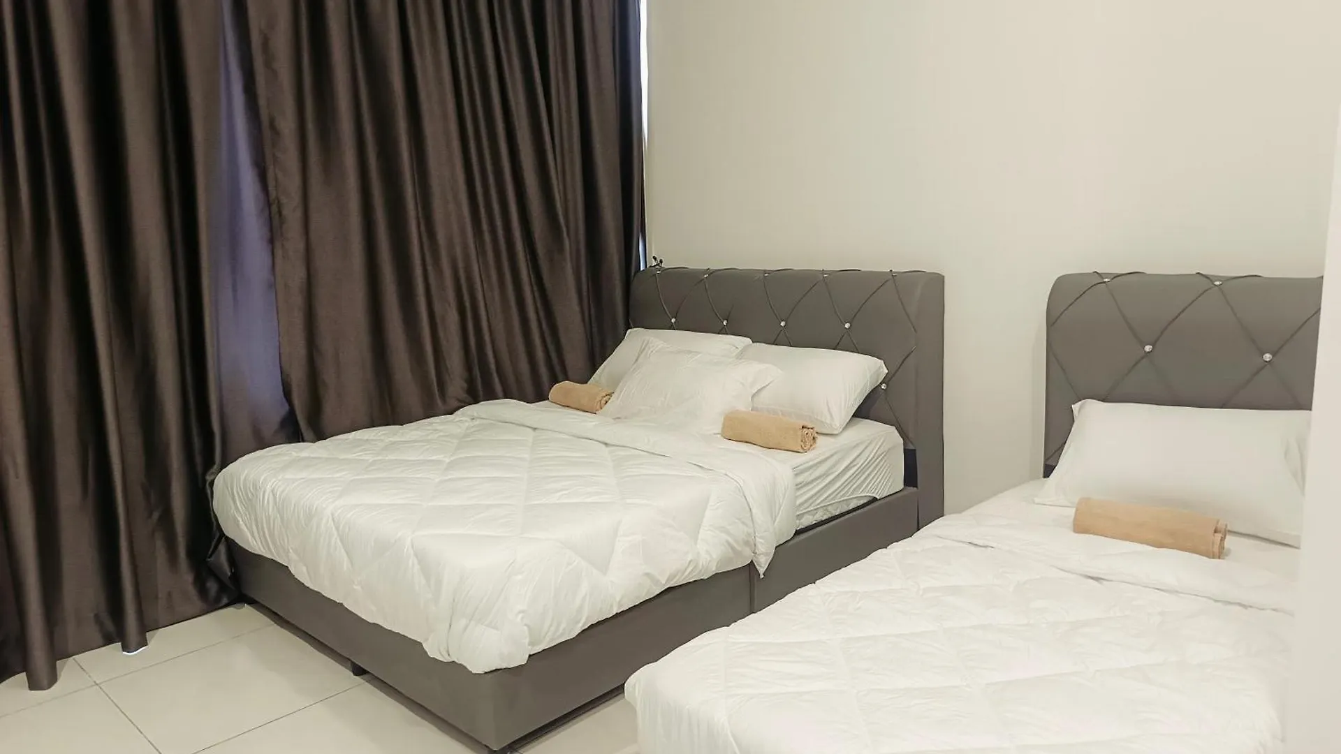 Condo In Georgetown Familystay 3Br-10Pax Jelutong Apartment