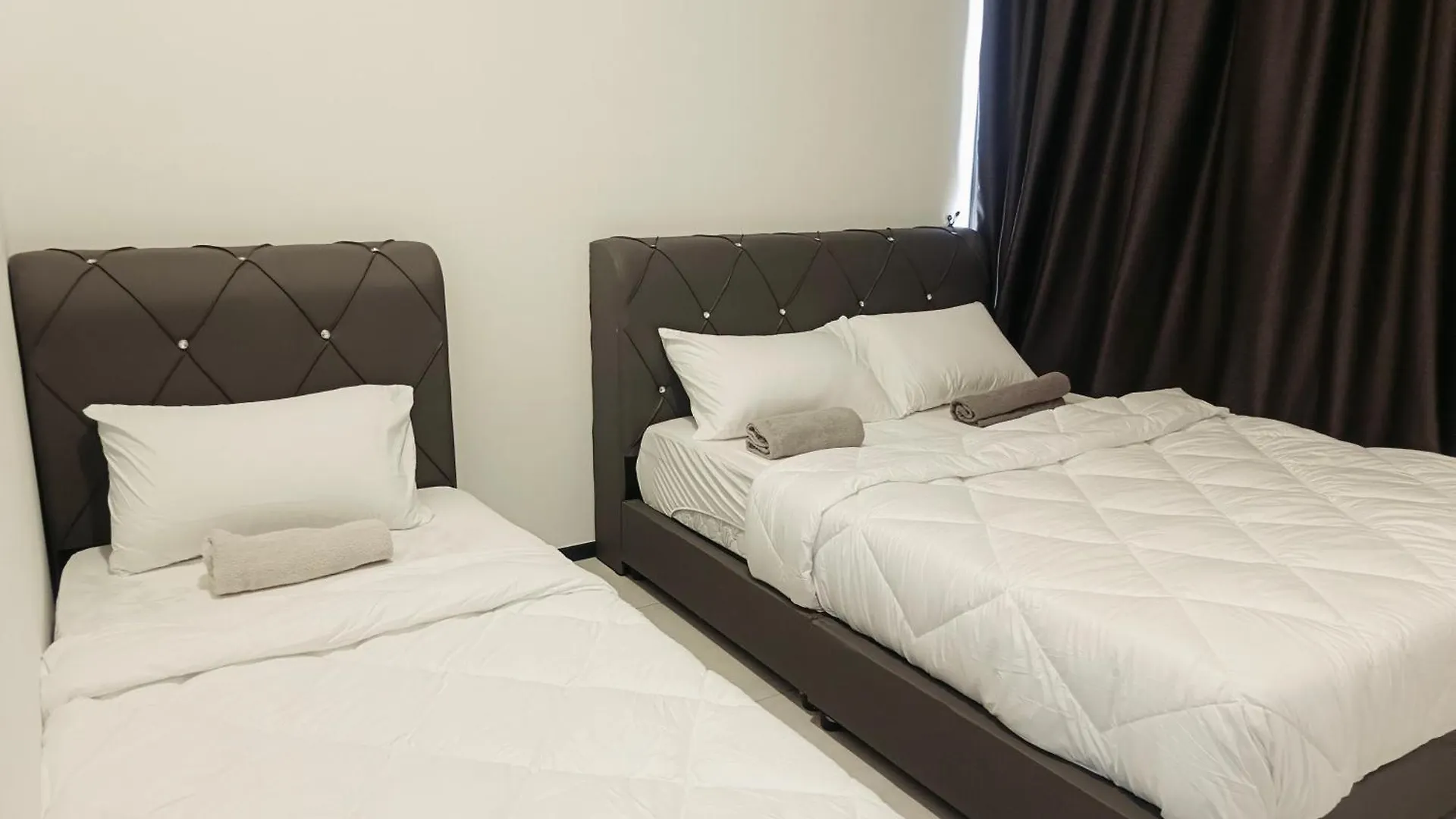 Condo In Georgetown Familystay 3Br-10Pax Jelutong Apartment