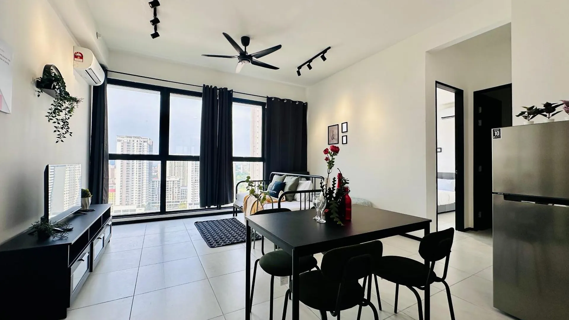 Condo In Georgetown Familystay 3Br-10Pax Jelutong Apartment