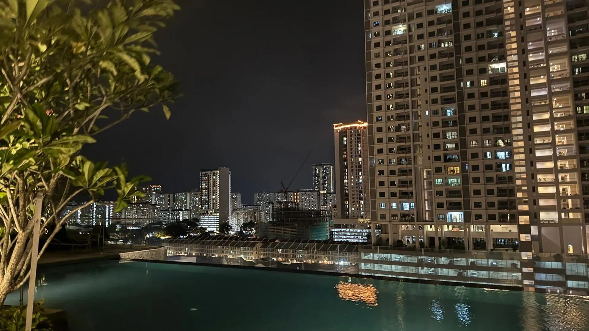 Apartment Condo In Georgetown Familystay 3Br-10Pax Jelutong