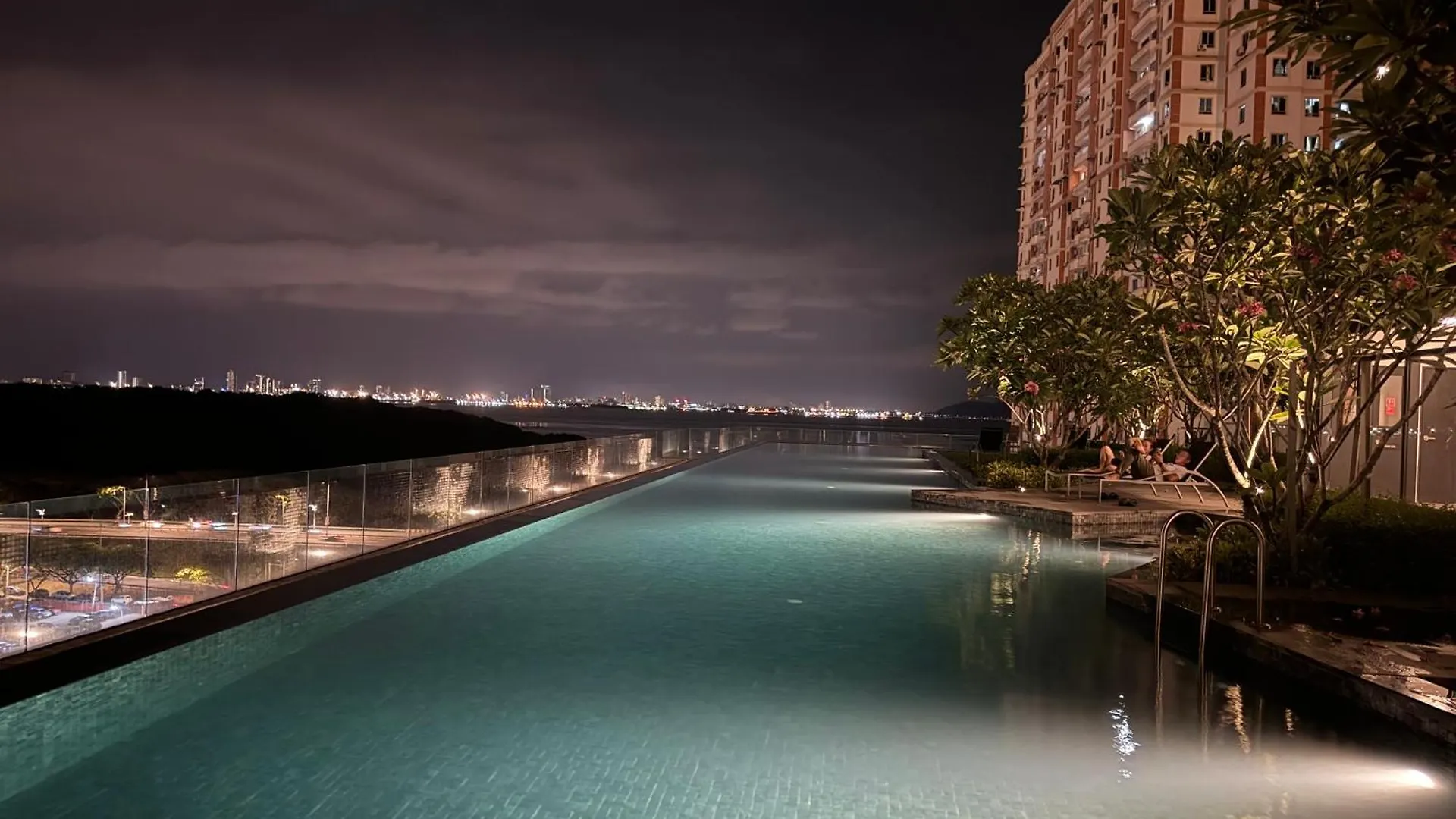 Apartment Condo In Georgetown Familystay 3Br-10Pax Jelutong
