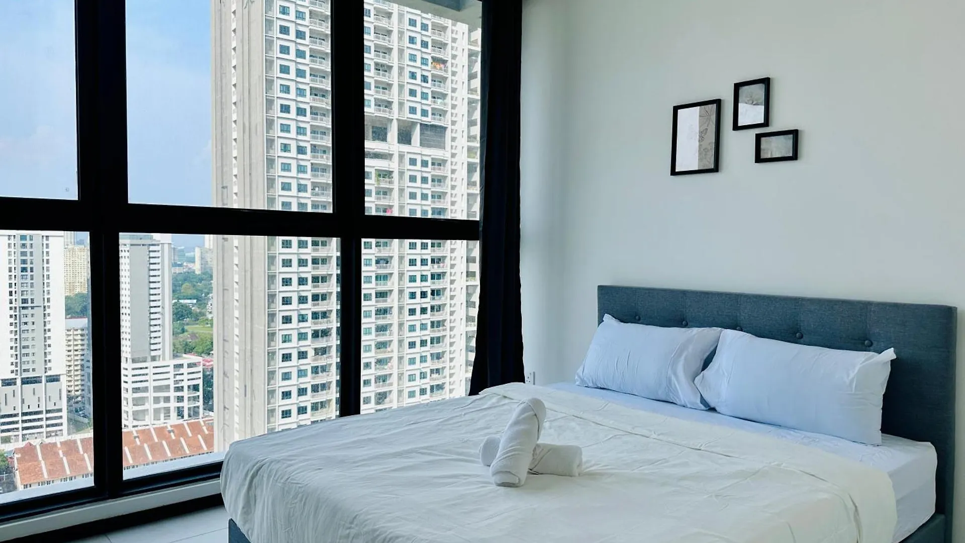 Condo In Georgetown Familystay 3Br-10Pax Jelutong 0*,  Malasia
